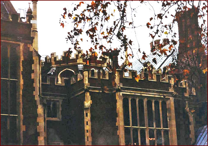 Lincolns Inn | CLICK TO CLOSE