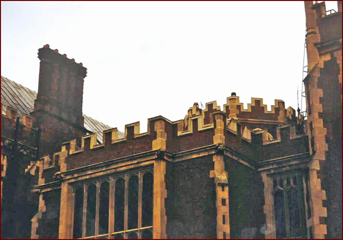 Lincolns Inn | CLICK TO CLOSE